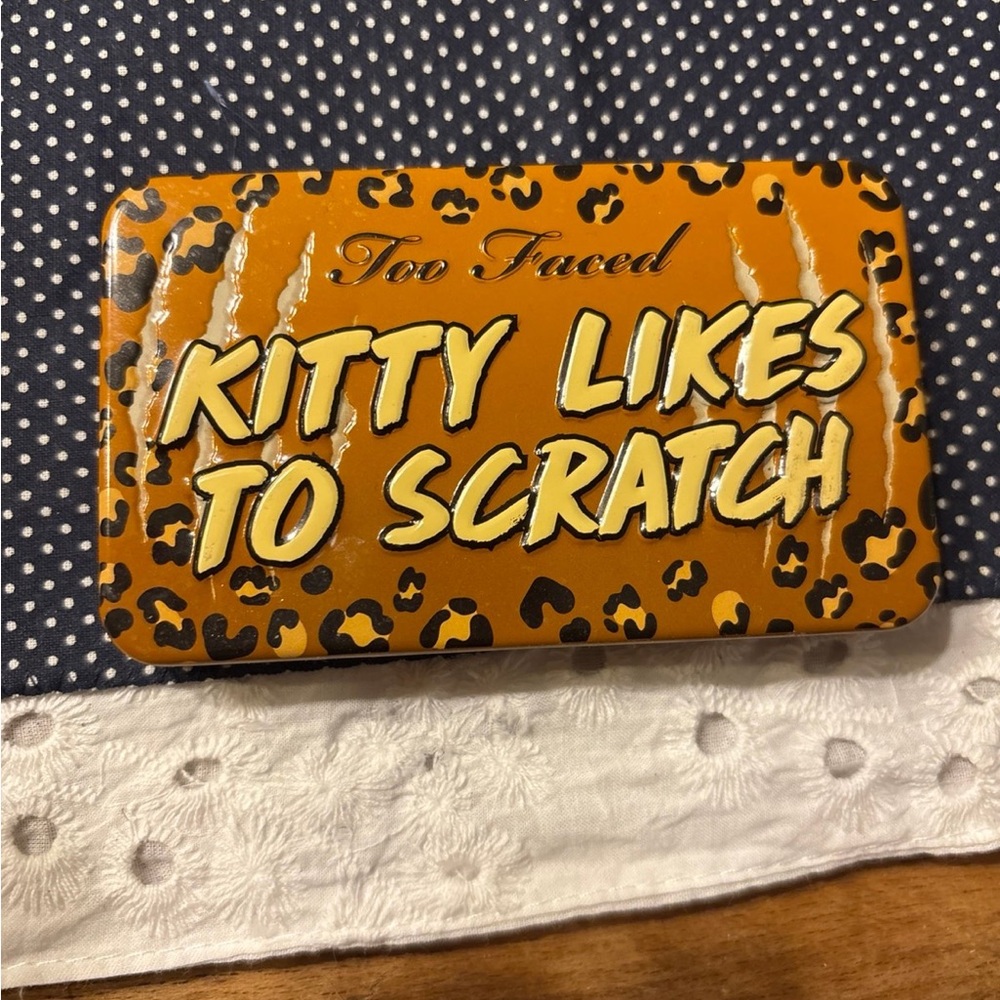 Too Faced Kitty Likes to Scratch Palette